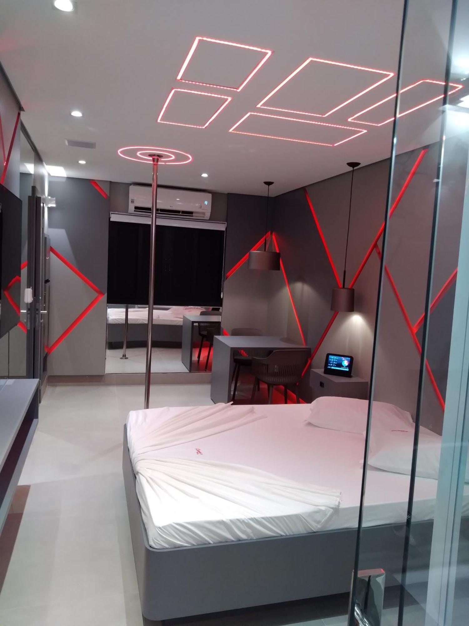 Queens Motel Сан-Пауло Экстерьер фото